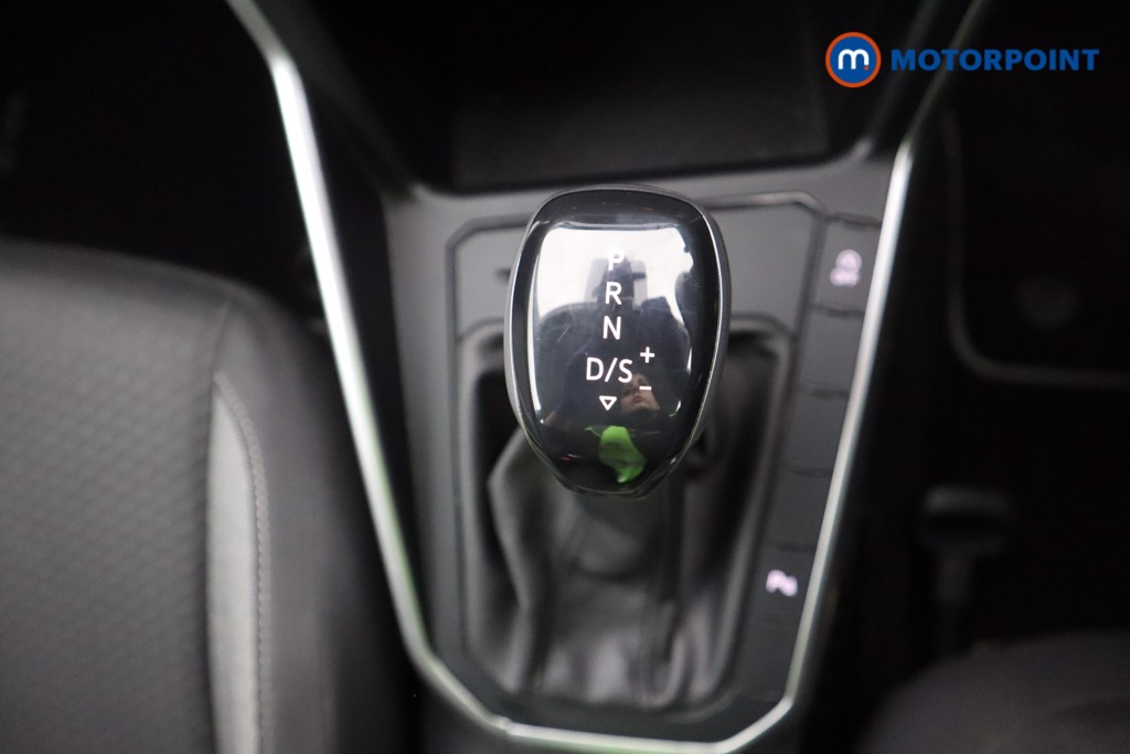 Volkswagen Polo Life Automatic Petrol Hatchback - Stock Number (1602826) - 15th supplementary image