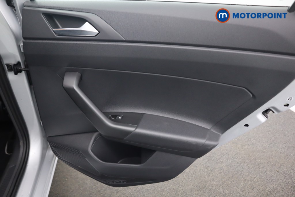 Volkswagen Polo Life Automatic Petrol Hatchback - Stock Number (1602826) - 29th supplementary image