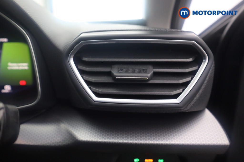 Seat Leon Se Dynamic Manual Petrol Hatchback - Stock Number (1602859) - 7th supplementary image