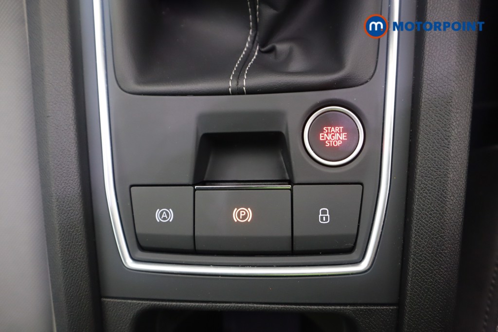 Seat Leon Se Dynamic Manual Petrol Hatchback - Stock Number (1602859) - 12th supplementary image