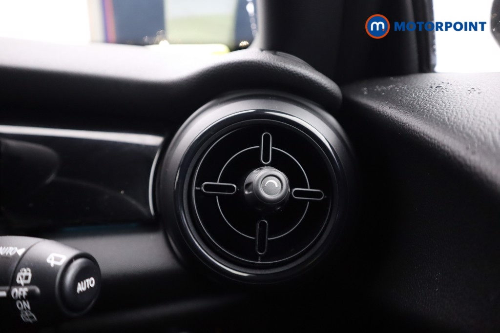 Mini Hatchback Cooper Sport Automatic Petrol Hatchback - Stock Number (1602929) - 11th supplementary image