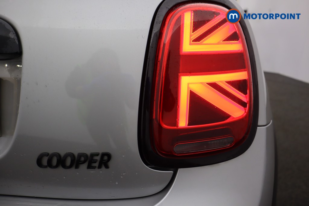 Mini Hatchback Cooper Sport Automatic Petrol Hatchback - Stock Number (1602929) - 32nd supplementary image