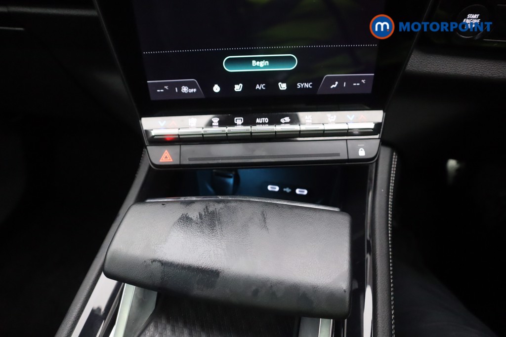 Renault Austral Iconic Esprit Alpine Automatic Petrol-Electric Hybrid SUV - Stock Number (1596429) - 10th supplementary image