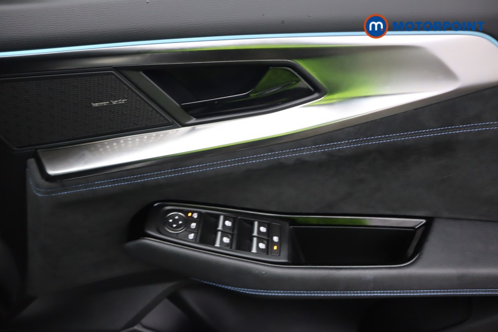 Renault Austral Iconic Esprit Alpine Automatic Petrol-Electric Hybrid SUV - Stock Number (1596429) - 15th supplementary image