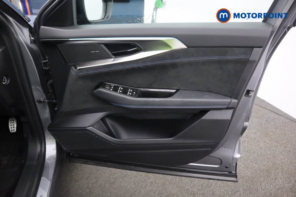 Renault Austral Iconic Esprit Alpine Automatic Petrol-Electric Hybrid SUV - Stock Number (1596429) - 16th supplementary image