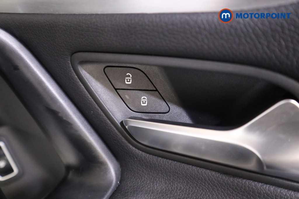 Mercedes-Benz CLA Amg Line Automatic Petrol Coupe - Stock Number (1569398) - 13th supplementary image