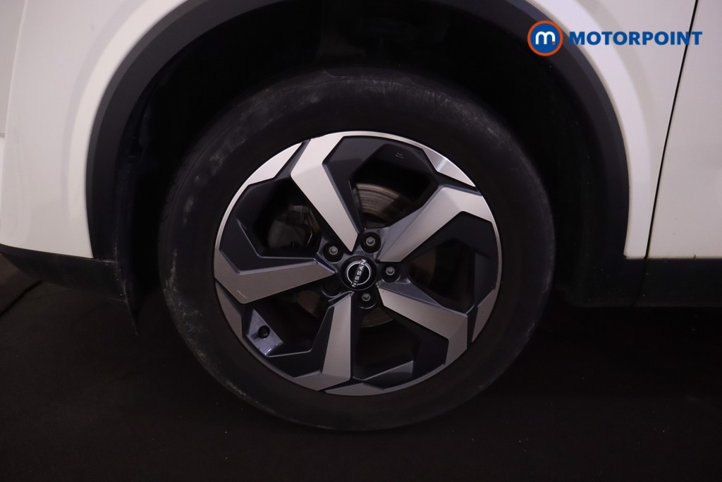 Nissan Qashqai N-Connecta Manual Petrol SUV - Stock Number (1588058) - 31st supplementary image