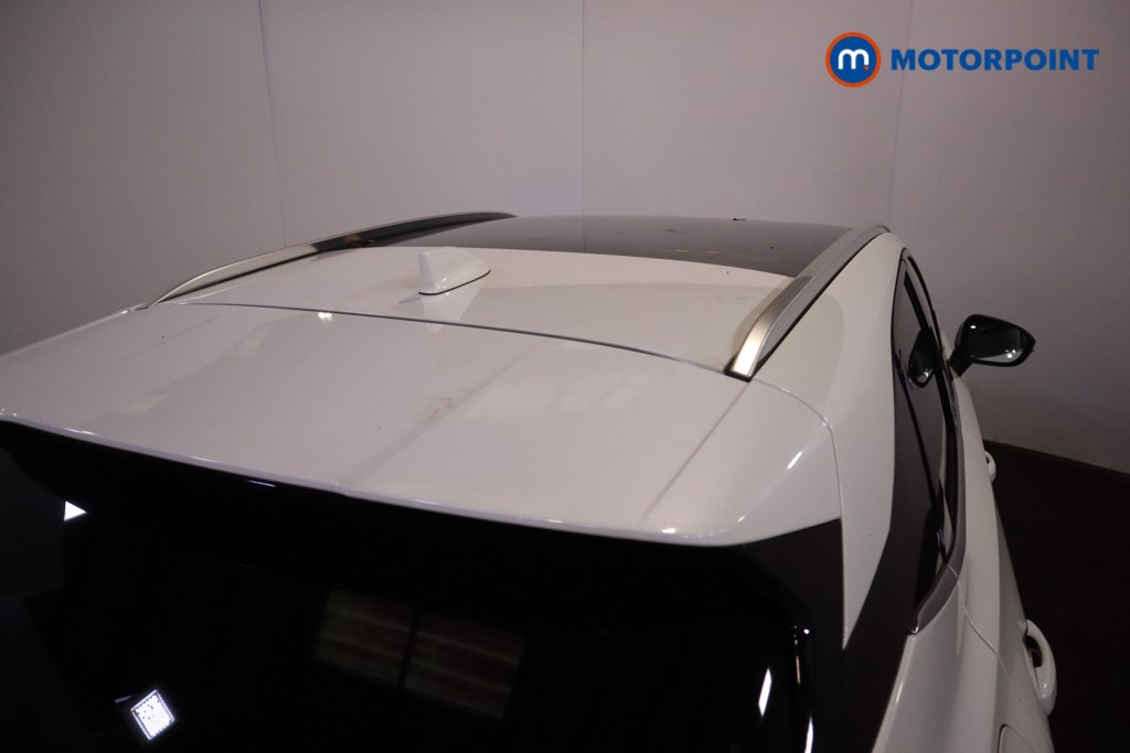 Nissan Qashqai N-Connecta Manual Petrol SUV - Stock Number (1588058) - 33rd supplementary image