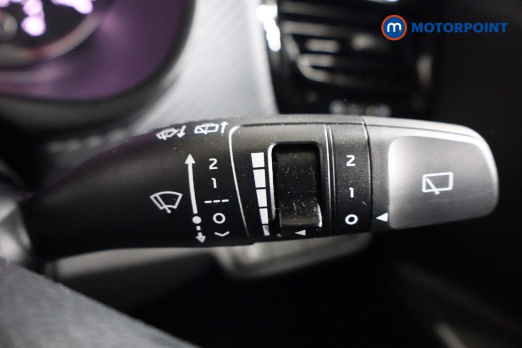 KIA Stonic Gt-Line Automatic Petrol SUV - Stock Number (1588160) - 7th supplementary image