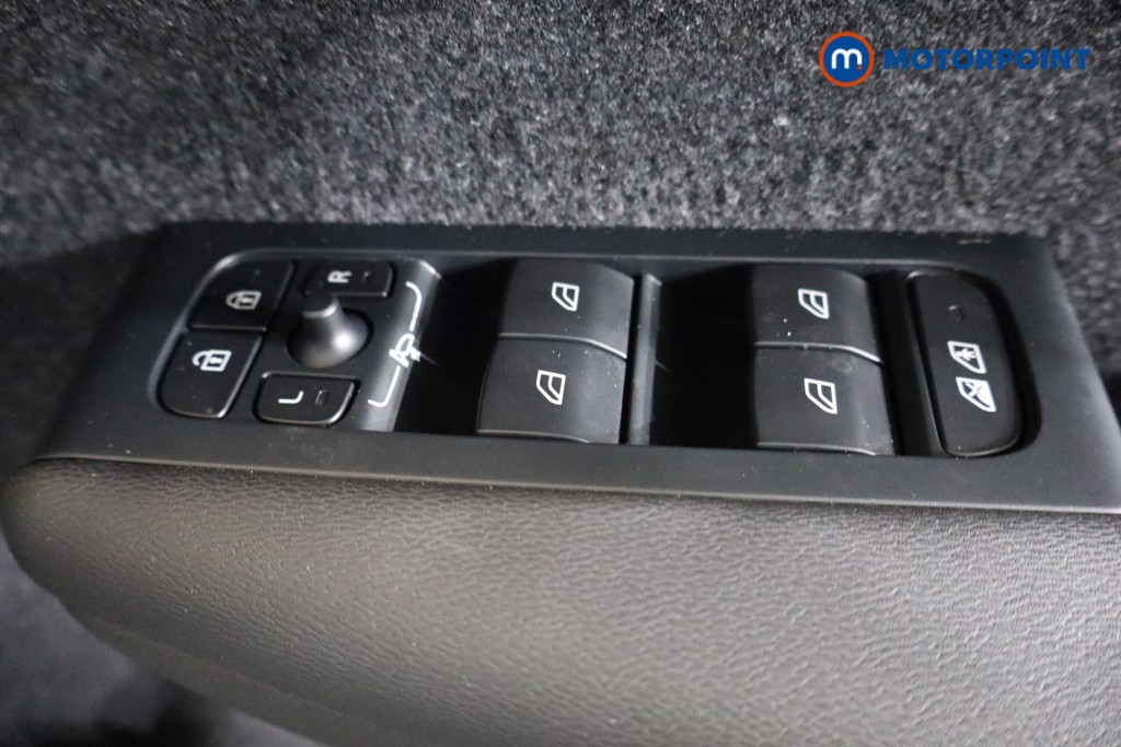 Volvo C40 Ultimate Automatic Electric SUV - Stock Number (1588868) - 13th supplementary image