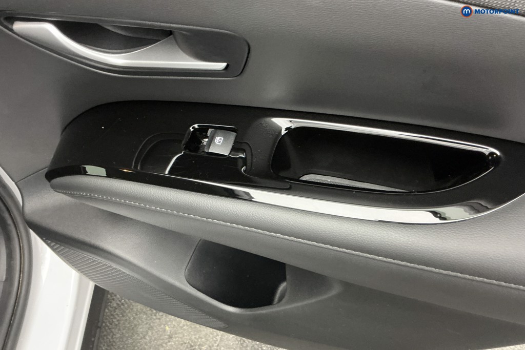 Hyundai Tucson Premium Automatic Petrol-Electric Hybrid SUV - Stock Number (1589692) - 24th supplementary image