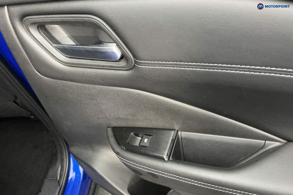 Nissan Qashqai N-Connecta Manual Petrol SUV - Stock Number (1589994) - 25th supplementary image