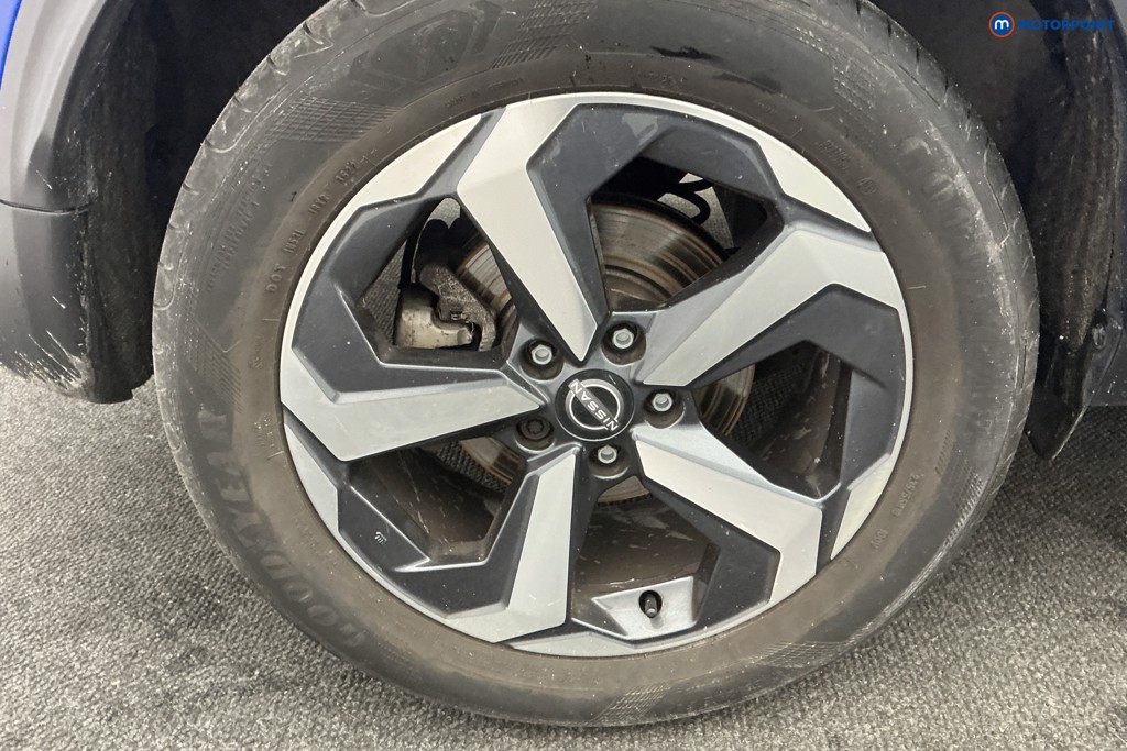 Nissan Qashqai N-Connecta Manual Petrol SUV - Stock Number (1589994) - 31st supplementary image