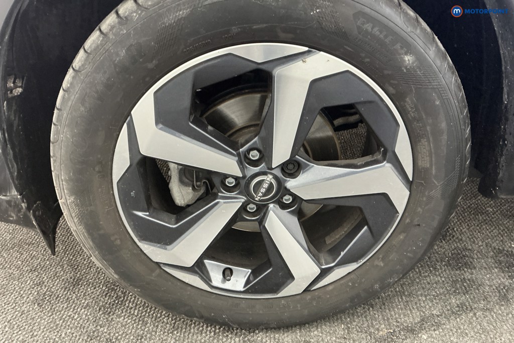 Nissan Qashqai N-Connecta Manual Petrol SUV - Stock Number (1589994) - 33rd supplementary image