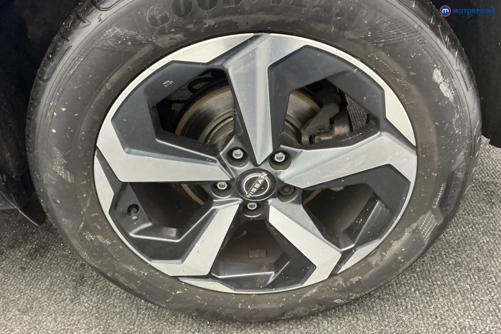 Nissan Qashqai N-Connecta Manual Petrol SUV - Stock Number (1589994) - 34th supplementary image