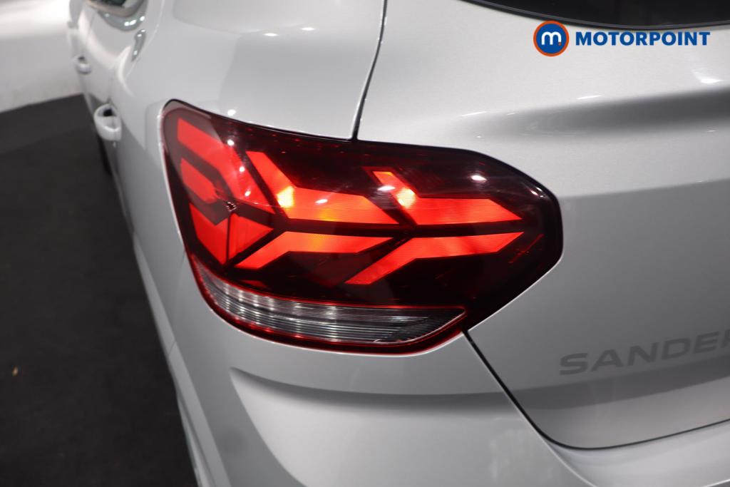 Dacia Sandero Expression Manual Petrol Hatchback - Stock Number (1592195) - 19th supplementary image