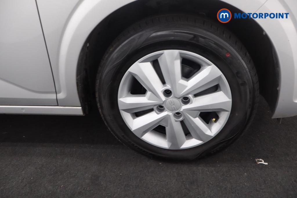 Dacia Sandero Expression Manual Petrol Hatchback - Stock Number (1592195) - 24th supplementary image