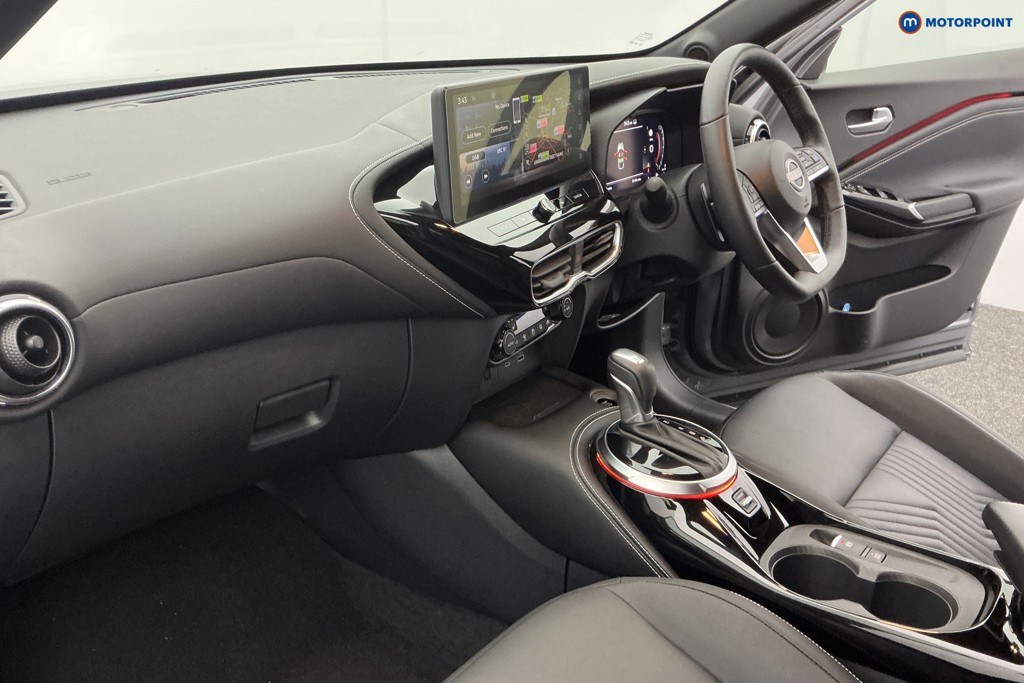 Nissan Juke Tekna Automatic Petrol SUV - Stock Number (1594774) - 8th supplementary image