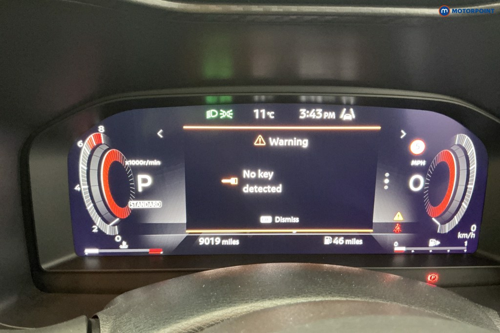 Nissan Juke Tekna Automatic Petrol SUV - Stock Number (1594774) - 9th supplementary image