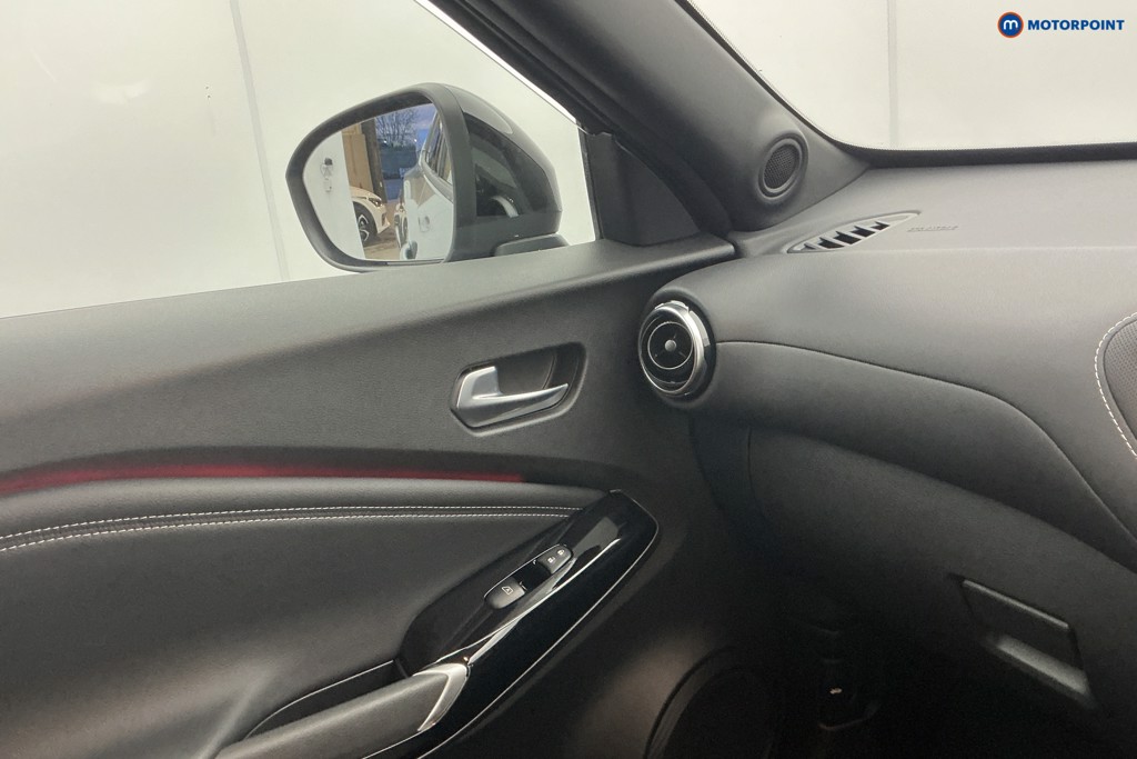 Nissan Juke Tekna Automatic Petrol SUV - Stock Number (1594774) - 15th supplementary image