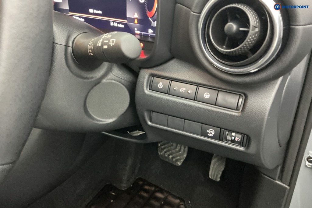 Nissan Juke Tekna Automatic Petrol SUV - Stock Number (1594774) - 18th supplementary image