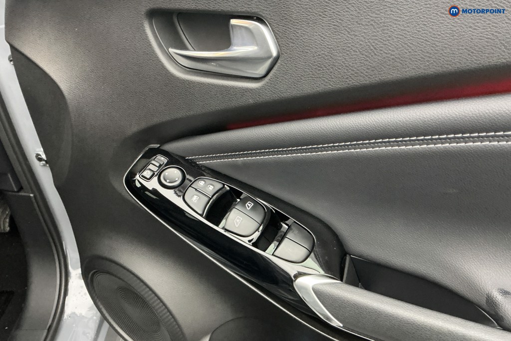 Nissan Juke Tekna Automatic Petrol SUV - Stock Number (1594774) - 20th supplementary image