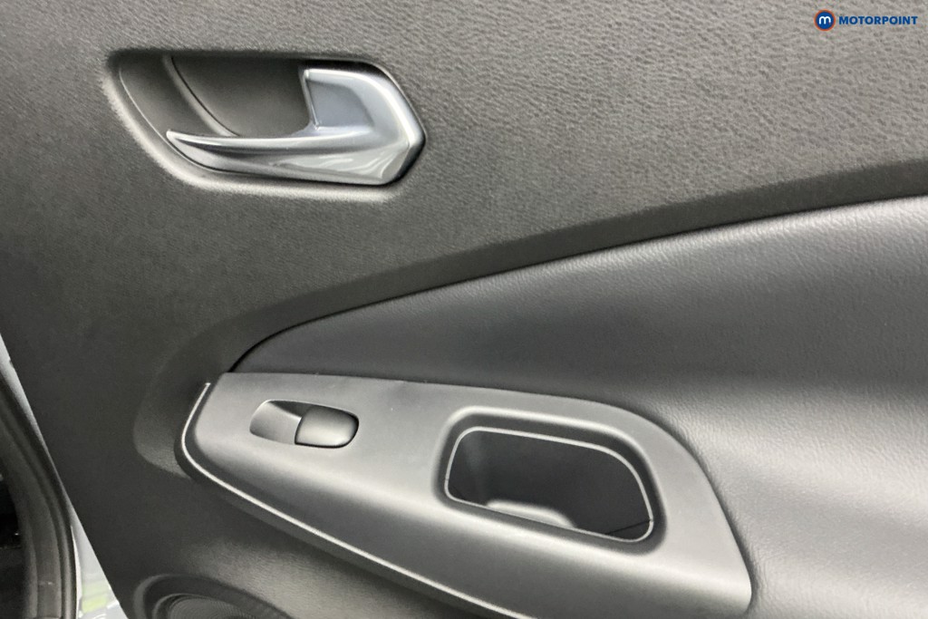 Nissan Juke Tekna Automatic Petrol SUV - Stock Number (1594774) - 22nd supplementary image