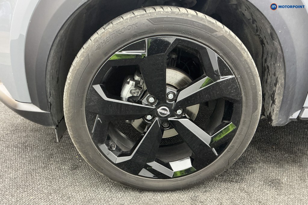 Nissan Juke Tekna Automatic Petrol SUV - Stock Number (1594774) - 32nd supplementary image