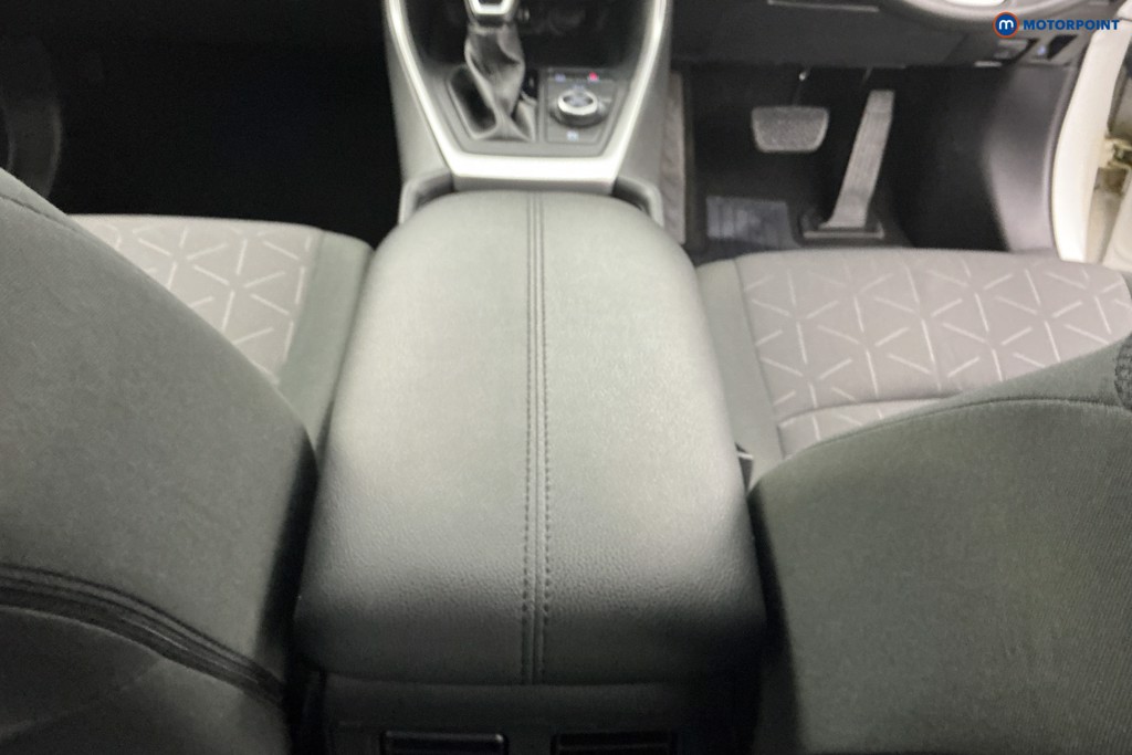 Toyota Rav4 Design Automatic Petrol-Electric Hybrid SUV - Stock Number (1596092) - 11th supplementary image