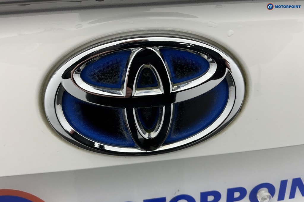 Toyota Rav4 Design Automatic Petrol-Electric Hybrid SUV - Stock Number (1596092) - 33rd supplementary image