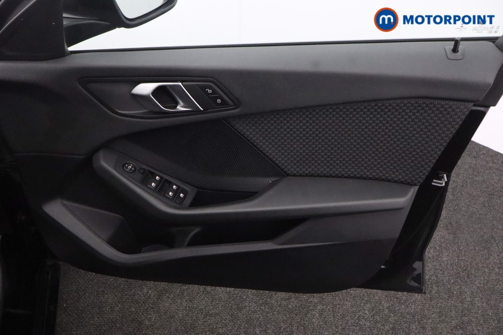 BMW 1 Series SE Automatic Petrol Hatchback - Stock Number (1596646) - 17th supplementary image