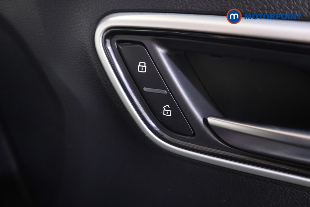 Mg Motor Uk ZS Exclusive Manual Petrol SUV - Stock Number (1596653) - 10th supplementary image