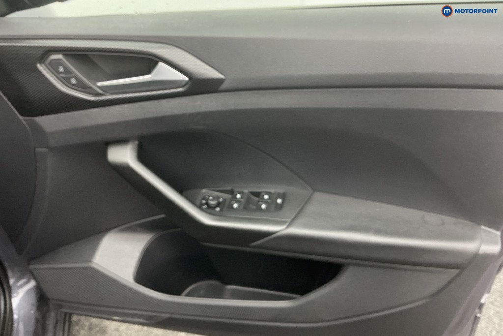 Volkswagen T-Cross SE Manual Petrol SUV - Stock Number (1596819) - 23rd supplementary image
