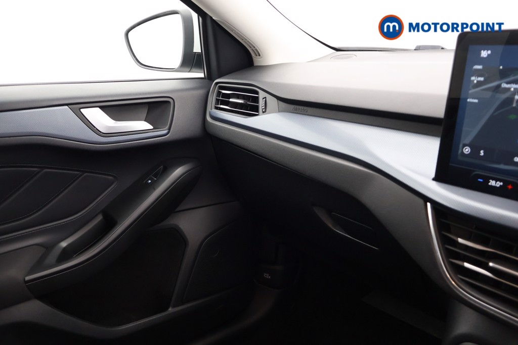Ford Focus Active Manual Petrol Hatchback - Stock Number (1597296) - 6th supplementary image