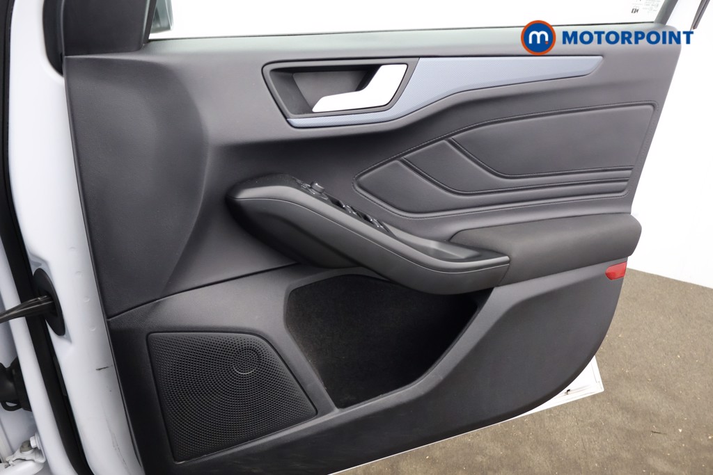 Ford Focus Active Manual Petrol Hatchback - Stock Number (1597296) - 10th supplementary image
