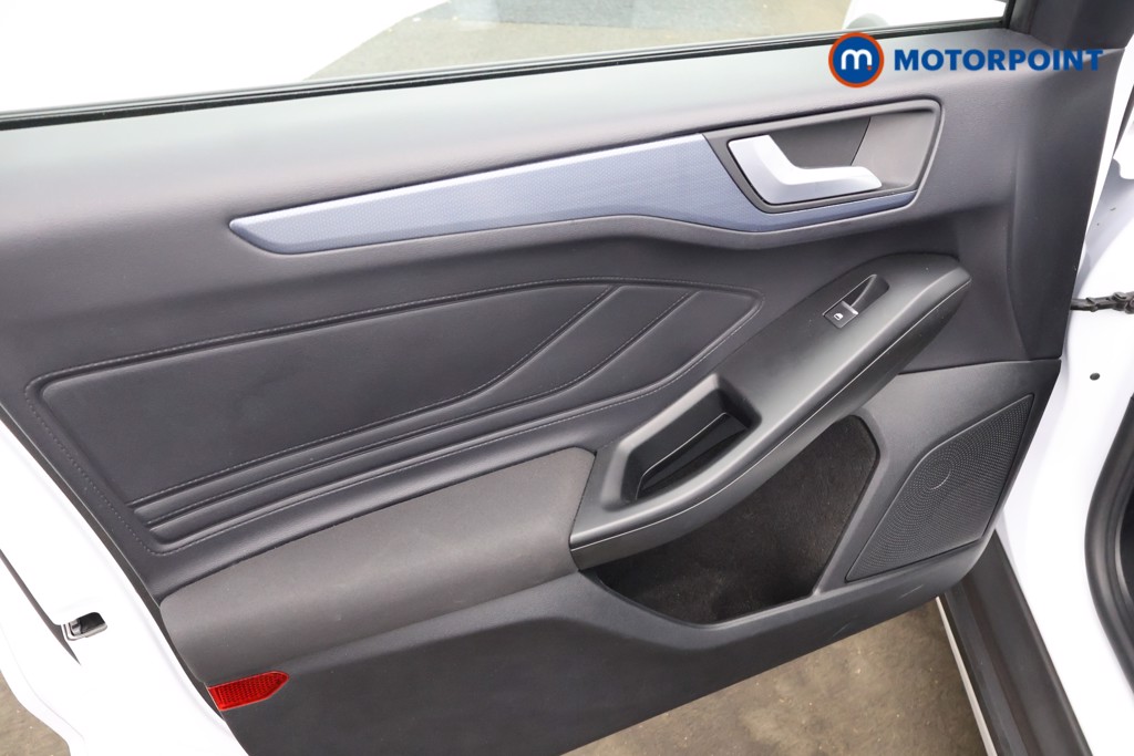 Ford Focus Active Manual Petrol Hatchback - Stock Number (1597296) - 19th supplementary image