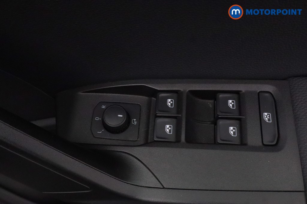 Seat Arona Xperience Lux Manual Petrol SUV - Stock Number (1597863) - 19th supplementary image