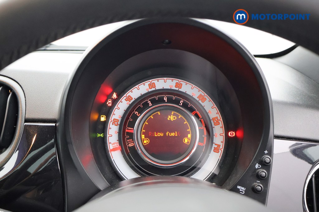 Fiat 500 Lounge Manual Petrol Hatchback - Stock Number (1597953) - 4th supplementary image