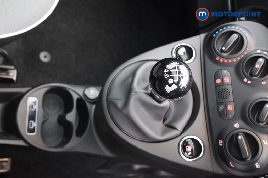 Fiat 500 Lounge Manual Petrol Hatchback - Stock Number (1597953) - 9th supplementary image