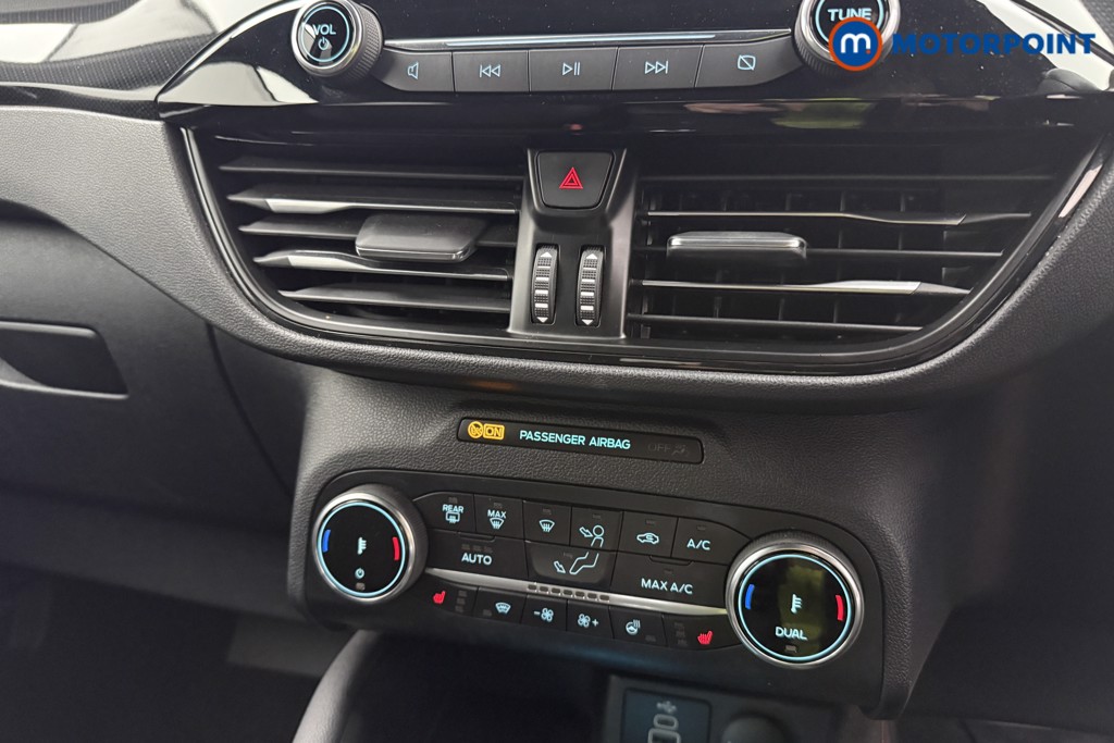 Ford Kuga St-Line Edition Manual Petrol SUV - Stock Number (1598255) - 13th supplementary image