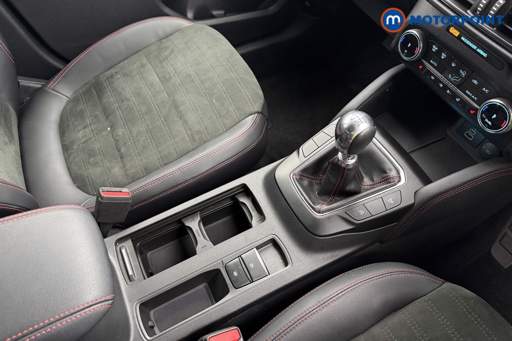 Ford Kuga St-Line Edition Manual Petrol SUV - Stock Number (1598255) - 15th supplementary image