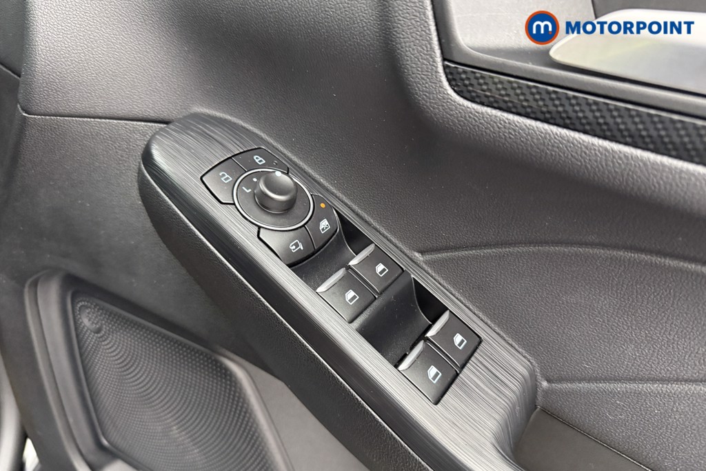 Ford Kuga St-Line Edition Manual Petrol SUV - Stock Number (1598255) - 19th supplementary image