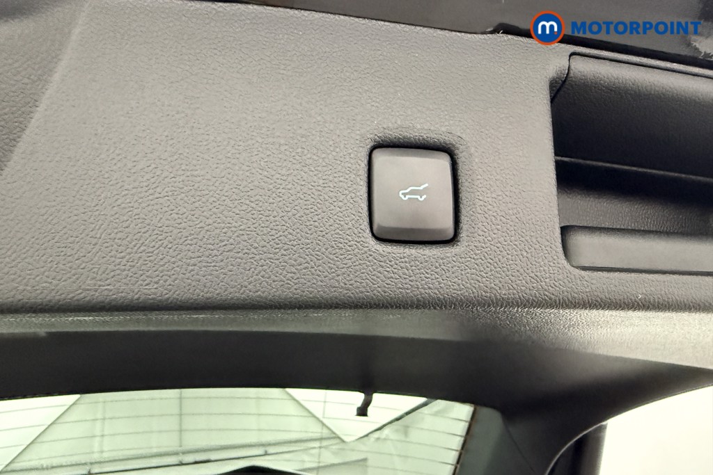 Ford Kuga St-Line Edition Manual Petrol SUV - Stock Number (1598255) - 31st supplementary image