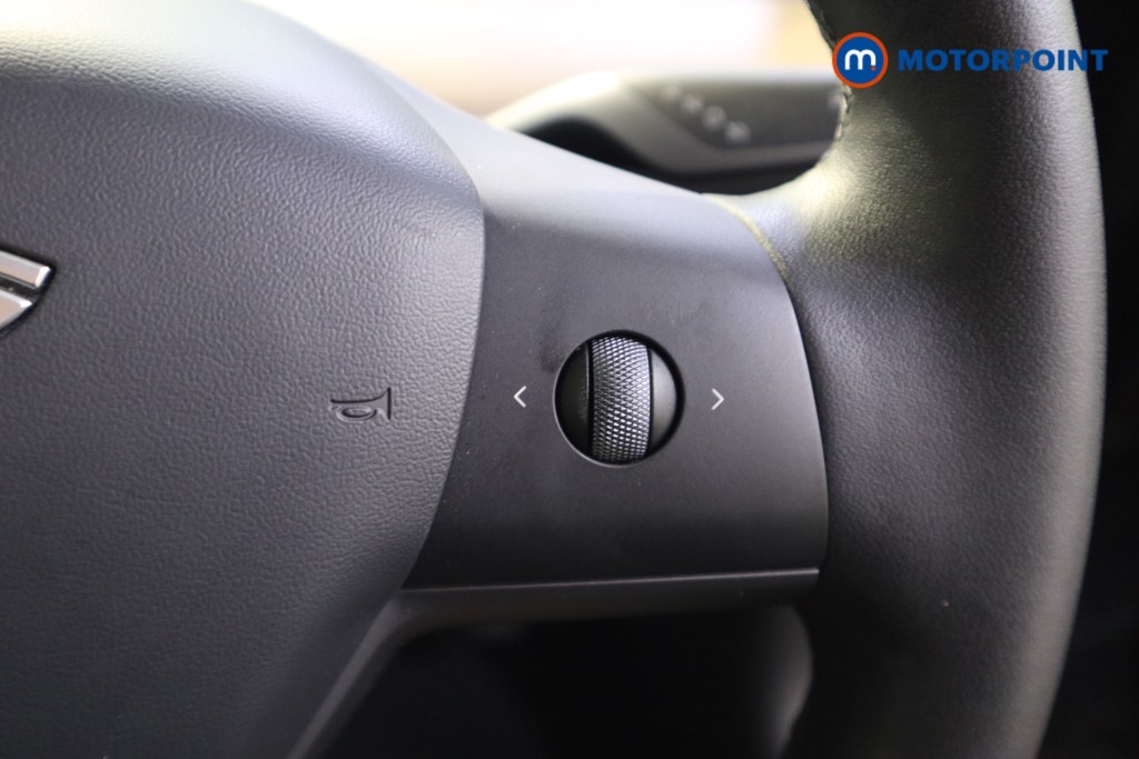 Tesla Model 3 Long Range Automatic Electric Saloon - Stock Number (1598270) - 5th supplementary image