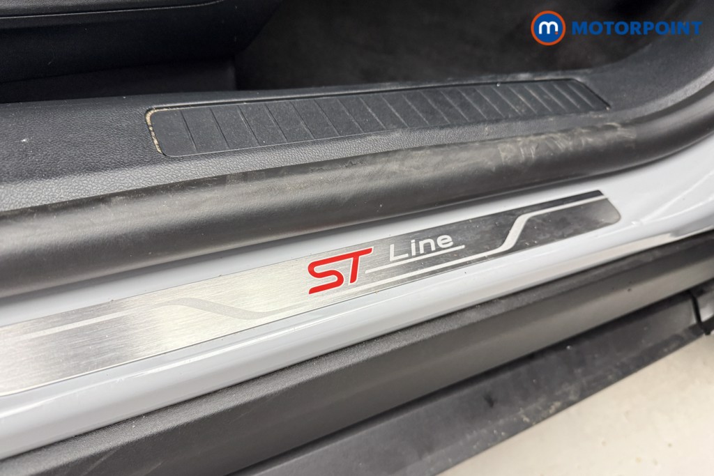 Ford Kuga Graphite Tech Edition Manual Petrol SUV - Stock Number (1598301) - 21st supplementary image