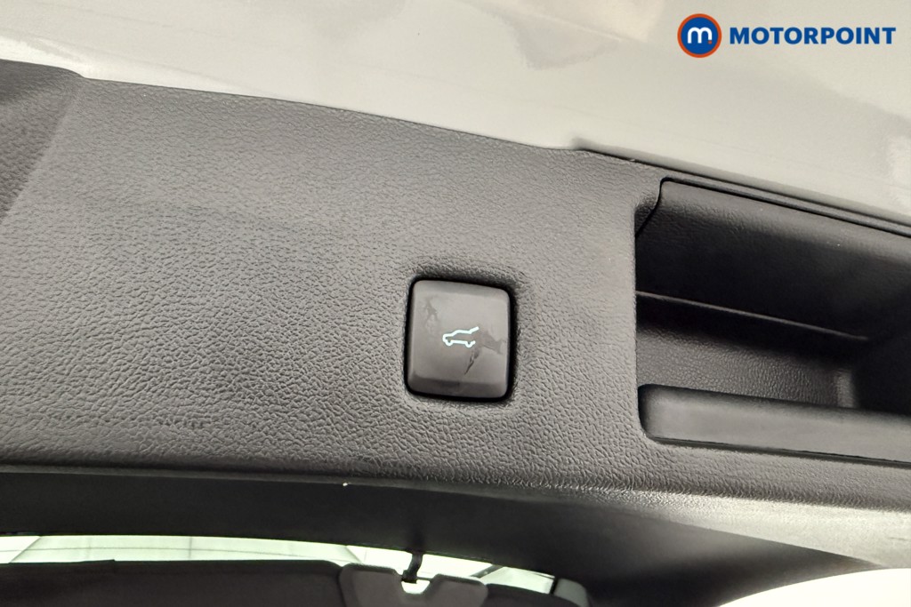 Ford Kuga Graphite Tech Edition Manual Petrol SUV - Stock Number (1598301) - 32nd supplementary image