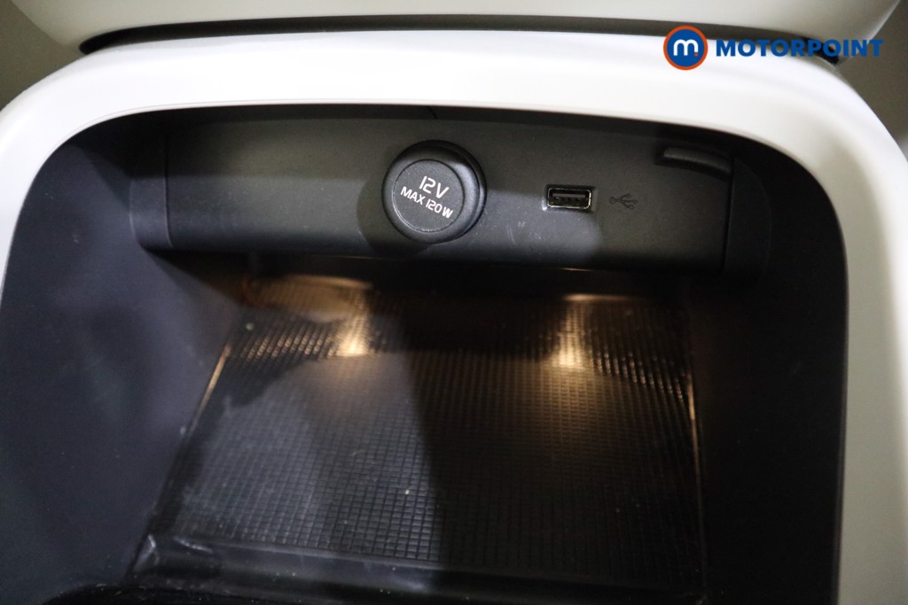 Volvo Xc40 Inscription Pro Automatic Petrol SUV - Stock Number (1598358) - 9th supplementary image