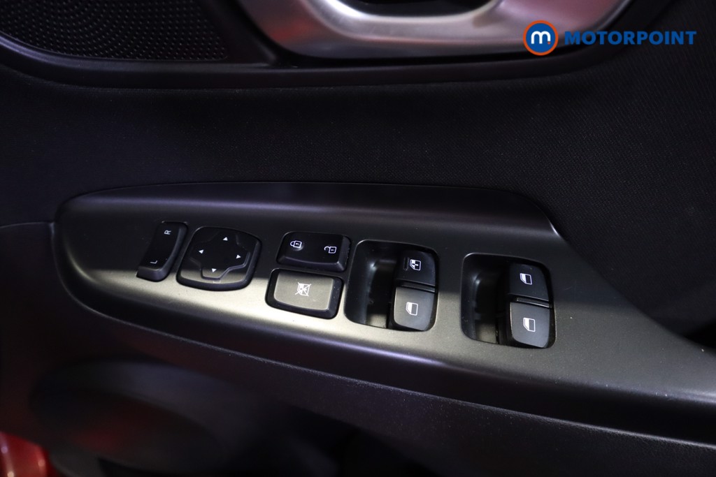 Hyundai Kona Se Connect Manual Petrol SUV - Stock Number (1598447) - 3rd supplementary image