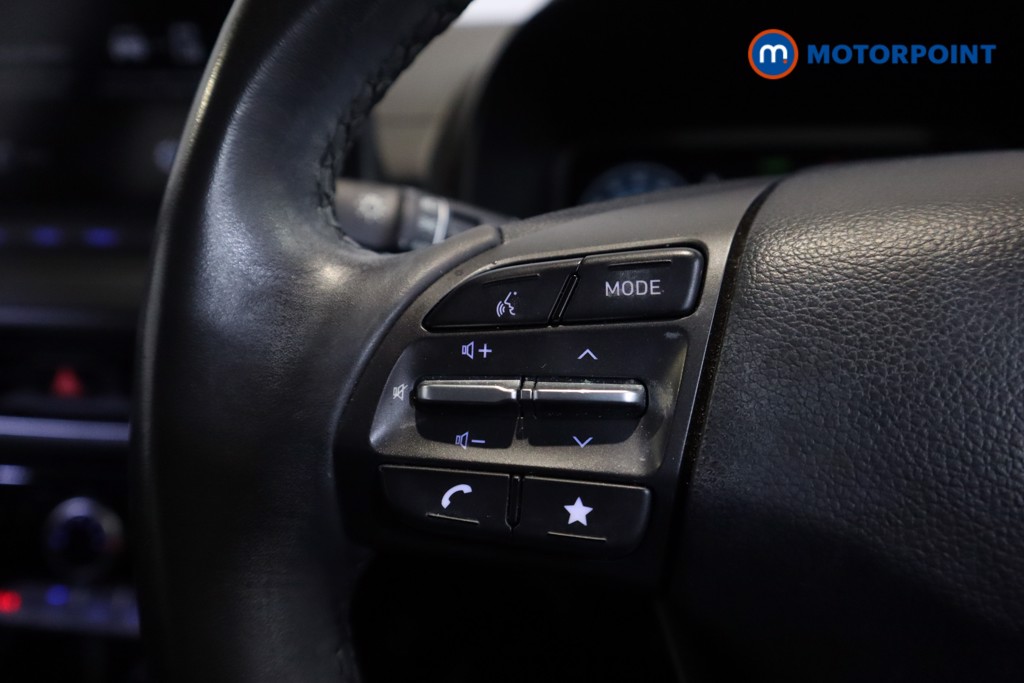 Hyundai Kona Se Connect Manual Petrol SUV - Stock Number (1598447) - 7th supplementary image