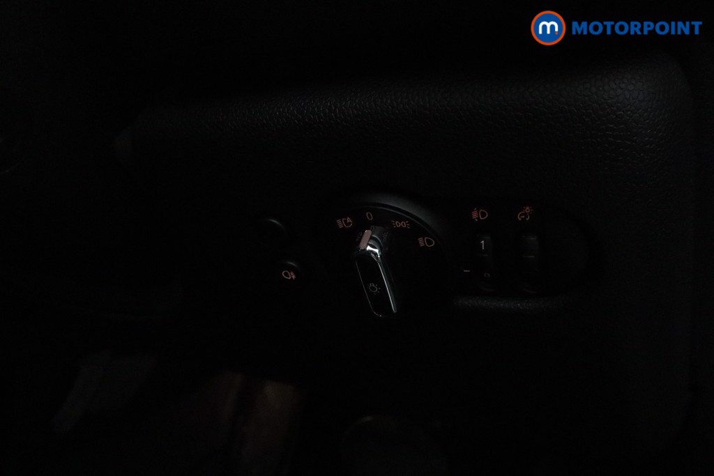 Mini Hatchback Cooper Classic Automatic Petrol Hatchback - Stock Number (1598528) - 15th supplementary image